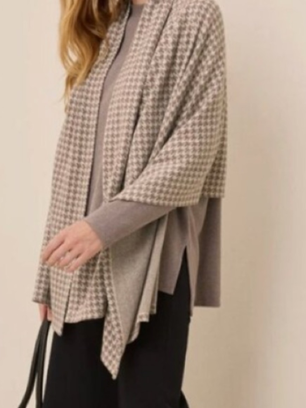PACT ORGANIC COTTON AIRPLANE TRAVEL WRAP HEATHER GRAY HOUNDSTOOTH - Picture 3 of 4